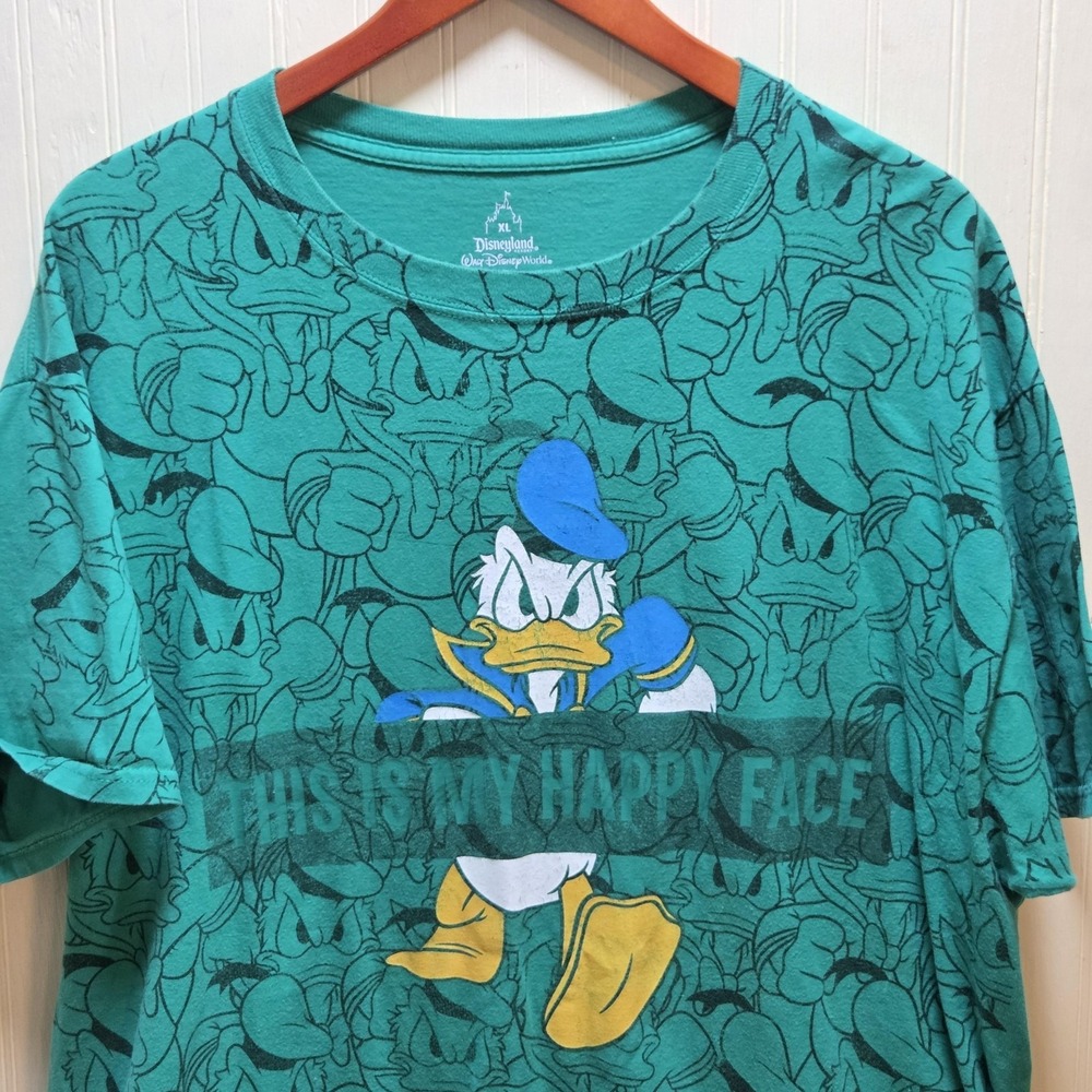 Disney Parks Donald Duck Shirt Mens XL Green This Is My Happy Face‎ Graphic Tee